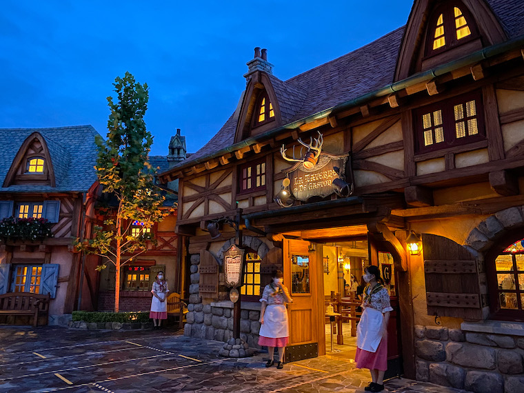 TDL 東京ディズニーランド 新エリア 「ラ・タベルヌ・ド・ガストン」