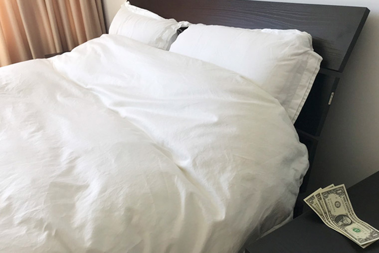 サービスの行き届いたホテルでは、あらゆるシーンでチップが必要に