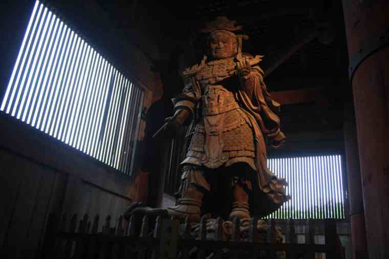 東大寺 大仏殿 四天王像