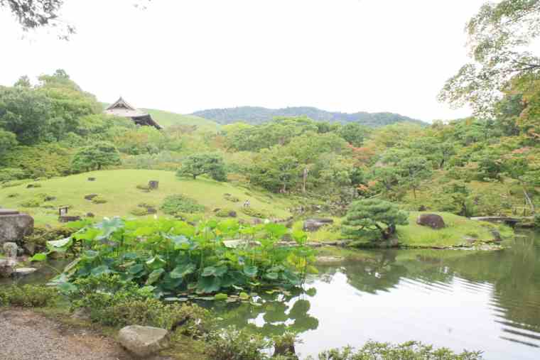 東大寺 依水園 日本庭園