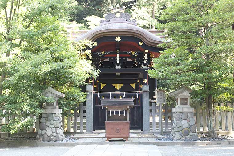 鶴岡八幡宮 白旗神社