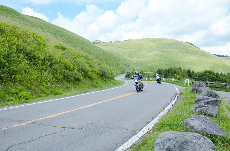 夏の高原を走る ビーナスラインの絶景ドライブルート 楽天トラベル