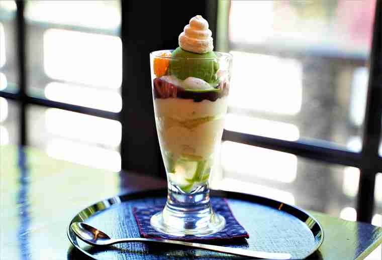 弥彦 社彩庵の白玉クリームパフェ