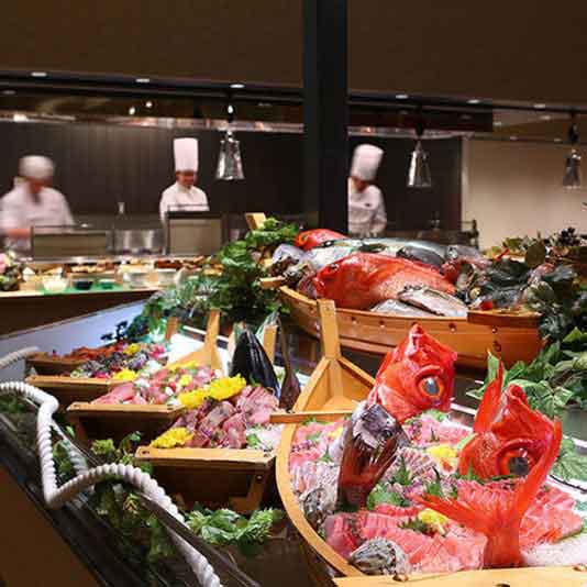 大江戸温泉物語 熱海伊豆山 ホテル水葉亭 夕食バイキング例