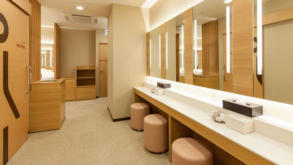 Y’s CABIN 横浜関内