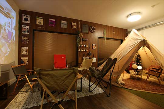 365BASE outdoor hostel