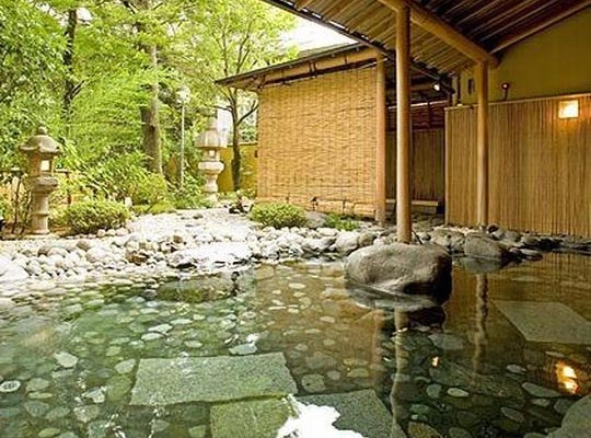 箱根湯本温泉 ホテルマイユクール祥月