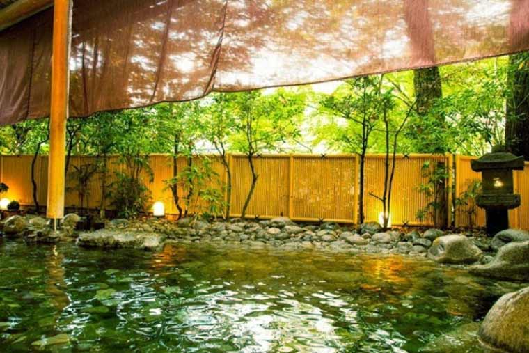 箱根湯本温泉 ホテルマイユクール祥月