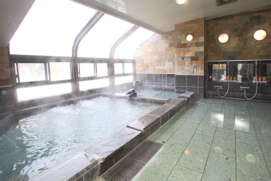 11種類の貸切露天風呂 水上高原/奥利根温泉 ホテルサンバード