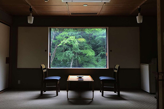 源泉掛け流し 箱根強羅 深山