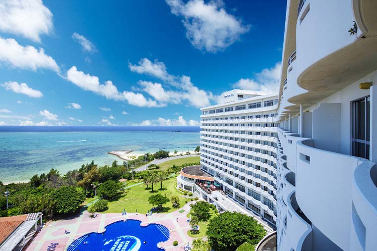 ロイヤルホテル 沖縄残波岬 -DAIWA ROYAL HOTEL-