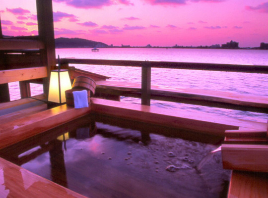 東郷温泉 湖泉閣 養生館