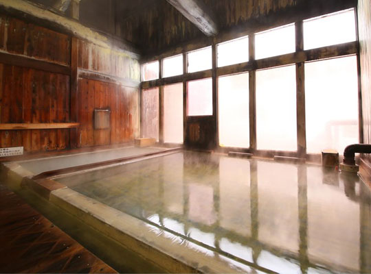 白骨の名湯 泡の湯(内湯)