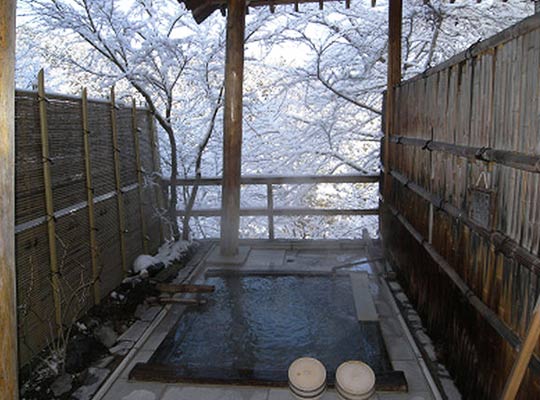 秘湯にごり湯の宿 渓雲閣