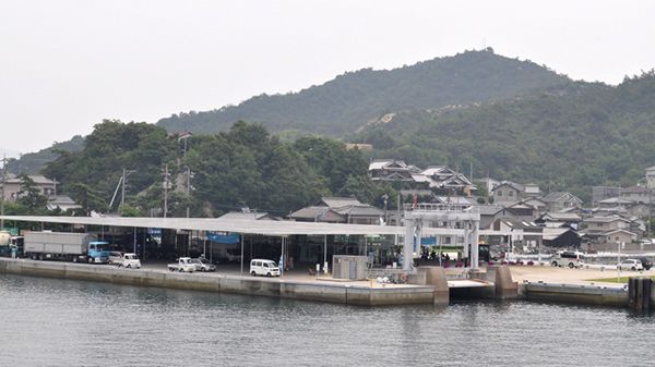 直島