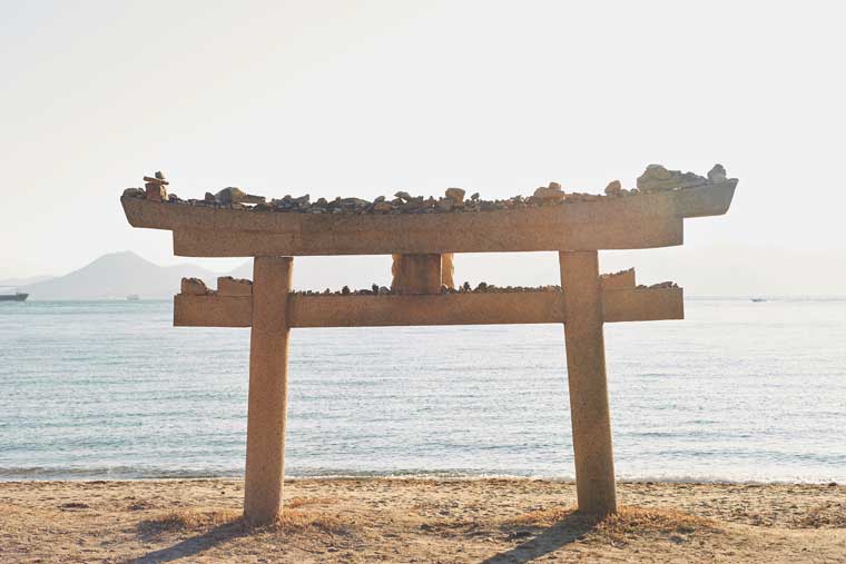 直島