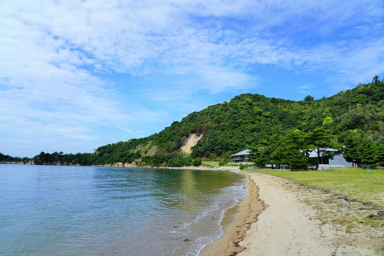直島