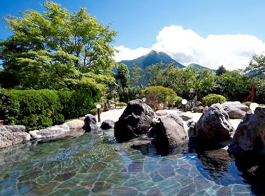 由布院温泉 ゆふいん山水館