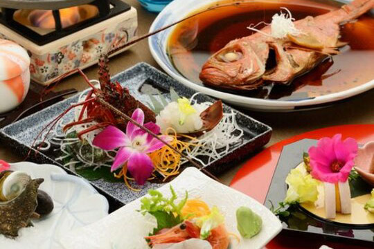 ふたりの湯宿 湯花満開(旧:懐かしの自然湯 熱川一柳閣)