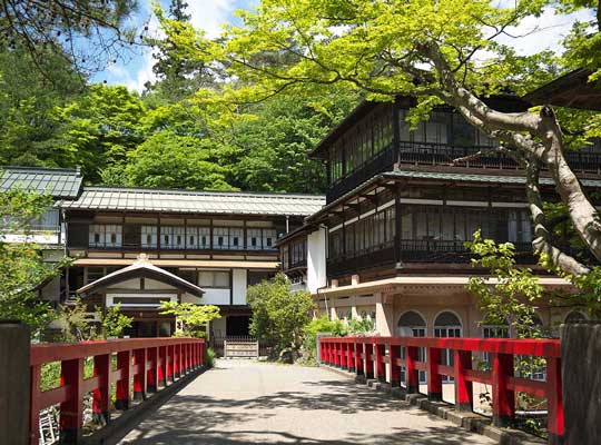 四万温泉 積善館本館