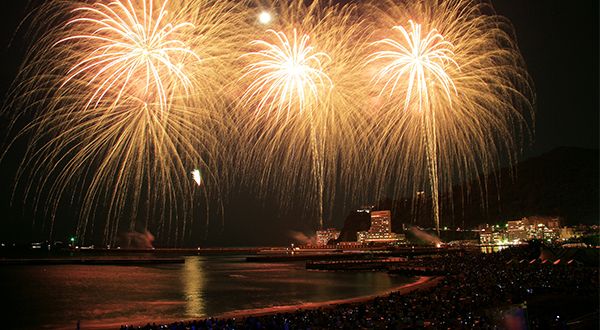 熱海海上花火大会