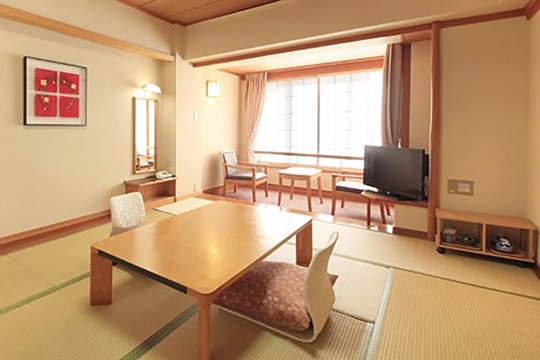 伊東温泉 ホテル暖香園