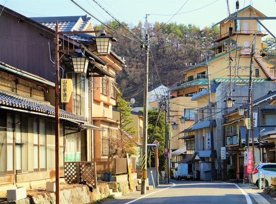 浅間温泉・山の手通り