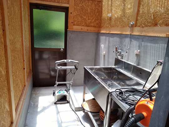 川湯温泉 温泉民宿 大村屋 ワンちゃん用シャンプースペース