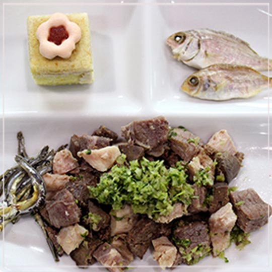 ペットと泊まる 白浜温泉 ベイリリィ国民宿舎しらゆり荘 ワンちゃん用食事例