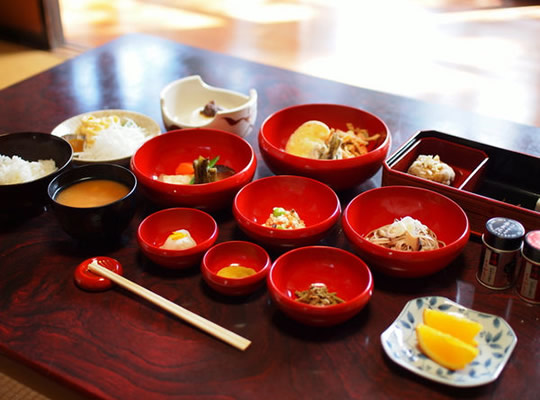 信州善光寺 薬王院