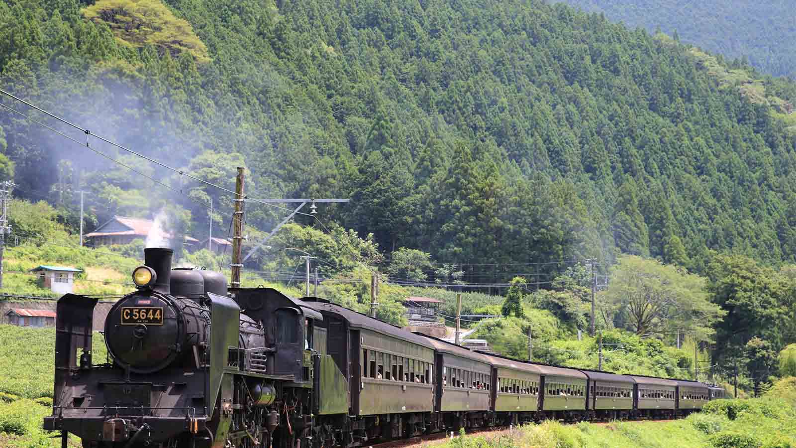 Take A Nostalgic Journey On Japan S Top 10 Steam Locomotives