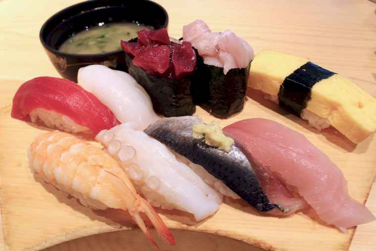 磯丸 熱海平和通店