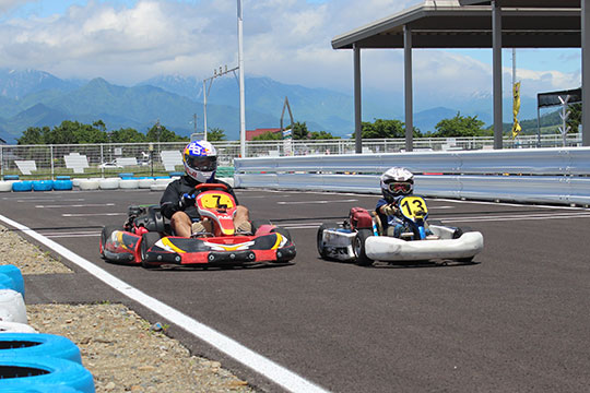 あづみ野 F-1 パーク
