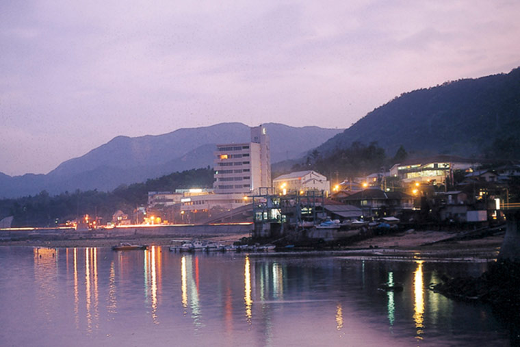 宮浜温泉
