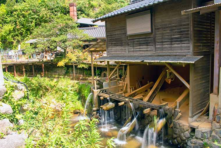 小鹿田焼の里