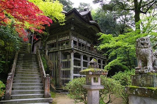 那谷寺(なたでら)