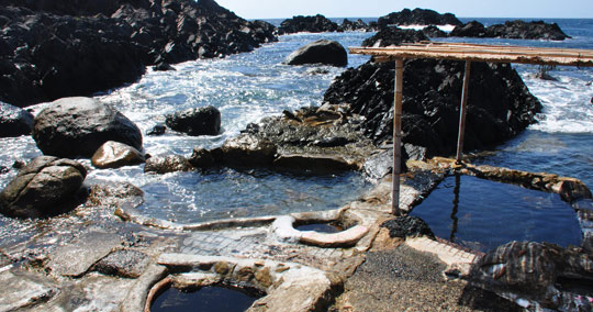 平内海中温泉 (屋久島)