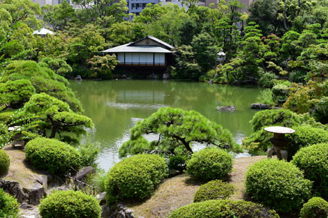 相楽園