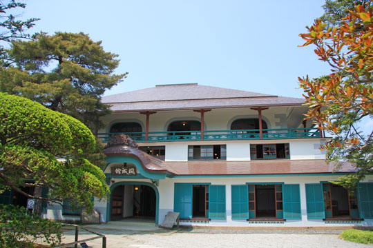 郡山市開成館