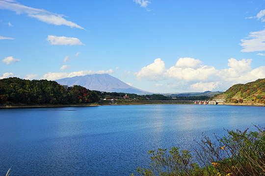 御所湖