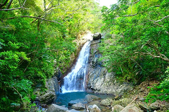 比地大滝(ひじおおたき)
