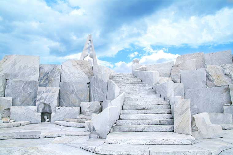 耕三寺 未来心の丘