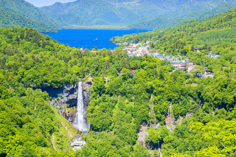 華厳滝/中禅寺湖