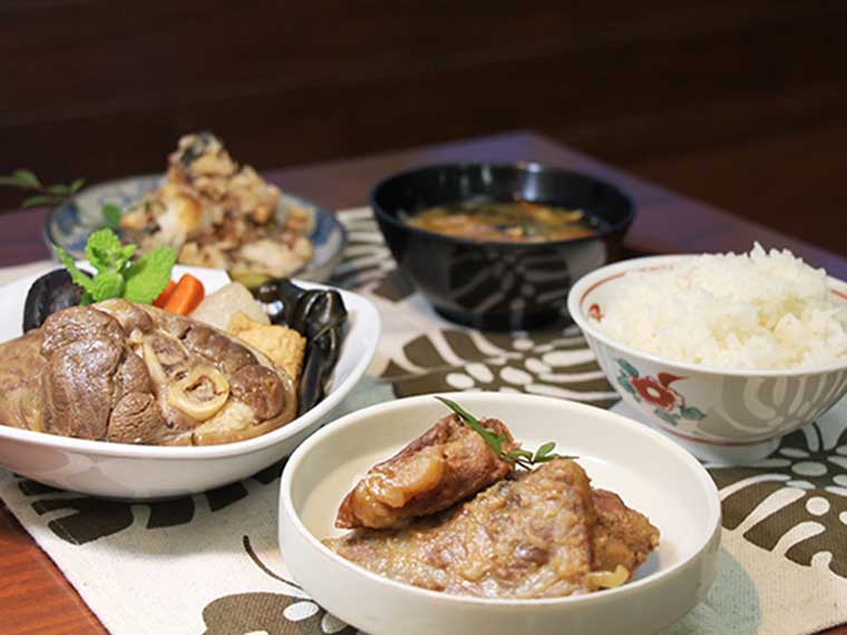 豚骨料理