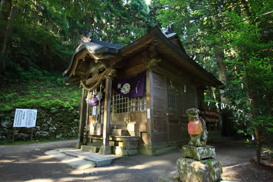 金持神社