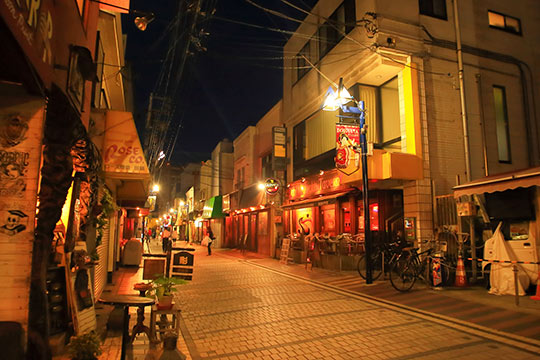 どぶ板通り商店街