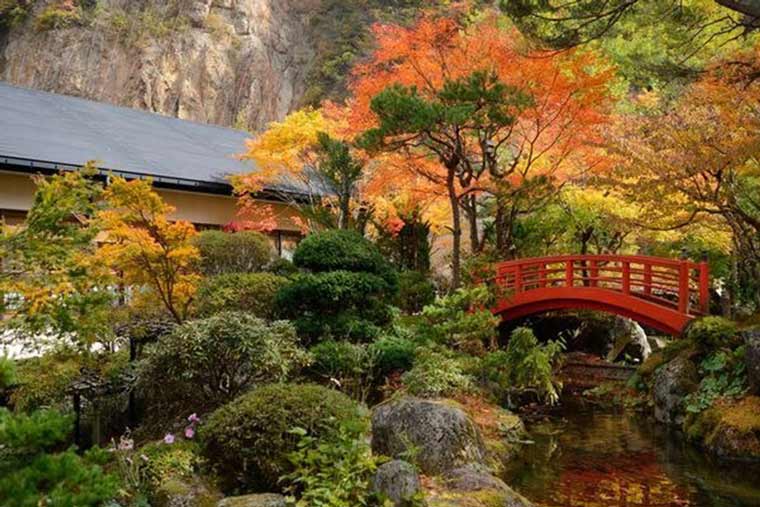 土湯温泉 ホテル山水荘