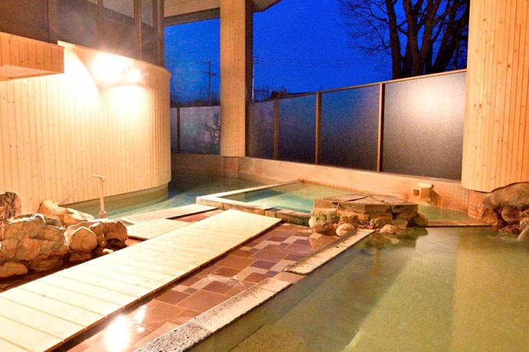 お宿 欣喜湯(旧:川湯ホテルプラザ)