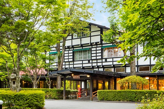 万平ホテル
