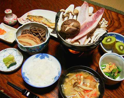 栃尾又温泉 湯治の宿 神風館